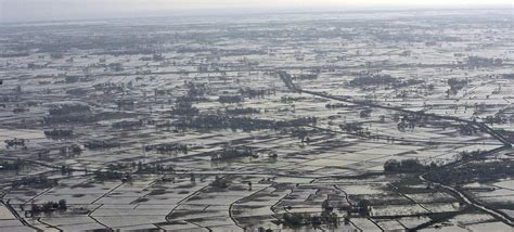 Myanmar: UN WFP pushes to reach flood.